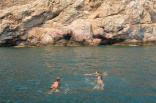 2012 tigrenok - kupanie v otkrytom more 034