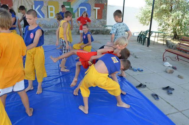 2012 tigrenok - trenirovka brokovoy tehniki s artkvestovcami 081