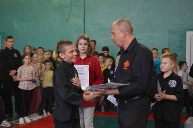 2018 may kitayskiy yazyk institut konfuciya serbin severodoneck 008